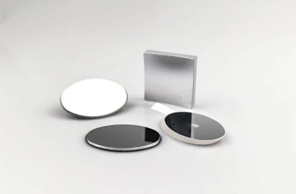 Utilisations innovantes des miroirs optiques dans la science et l'industrie